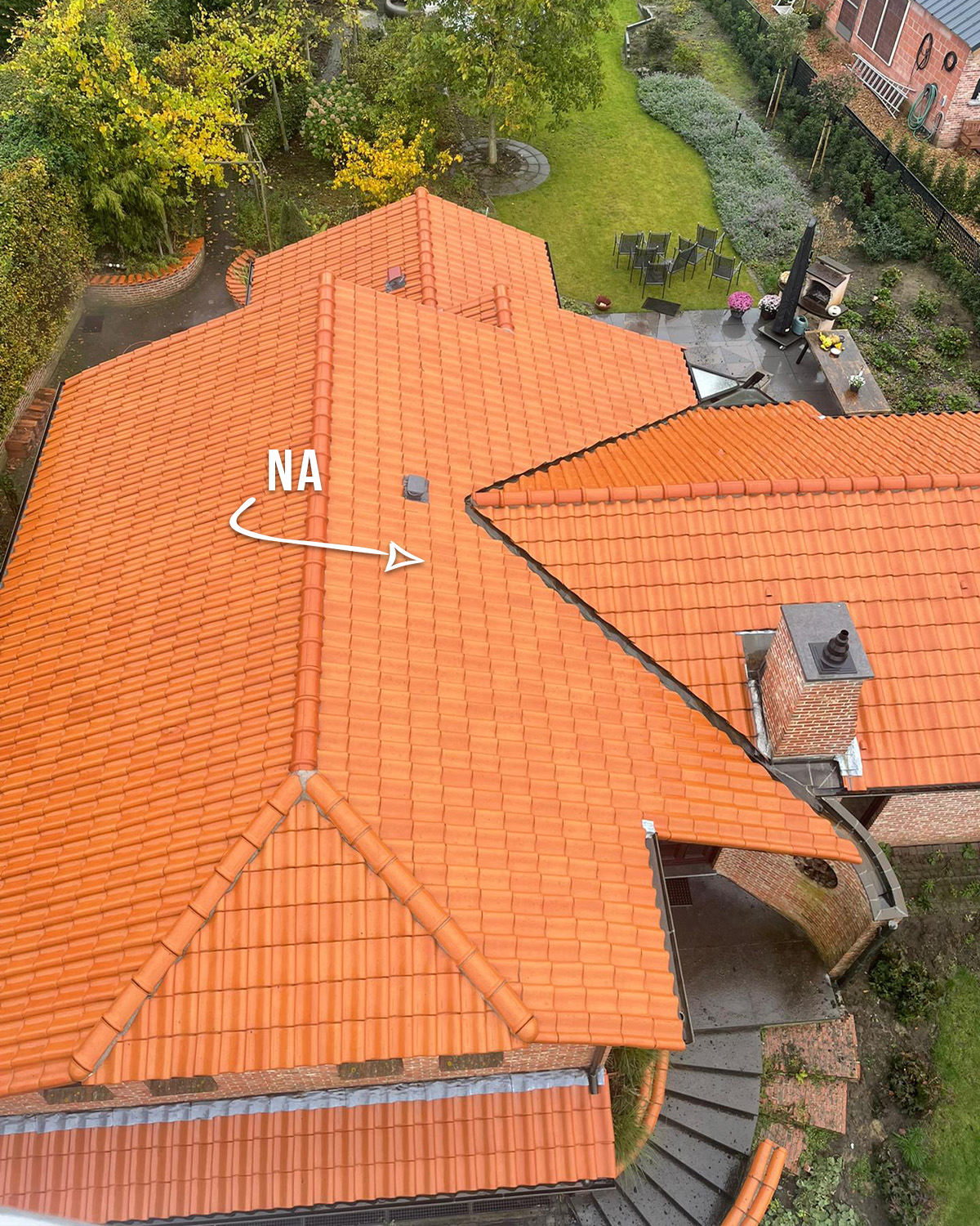 Dak Ontmossen Voor en Na