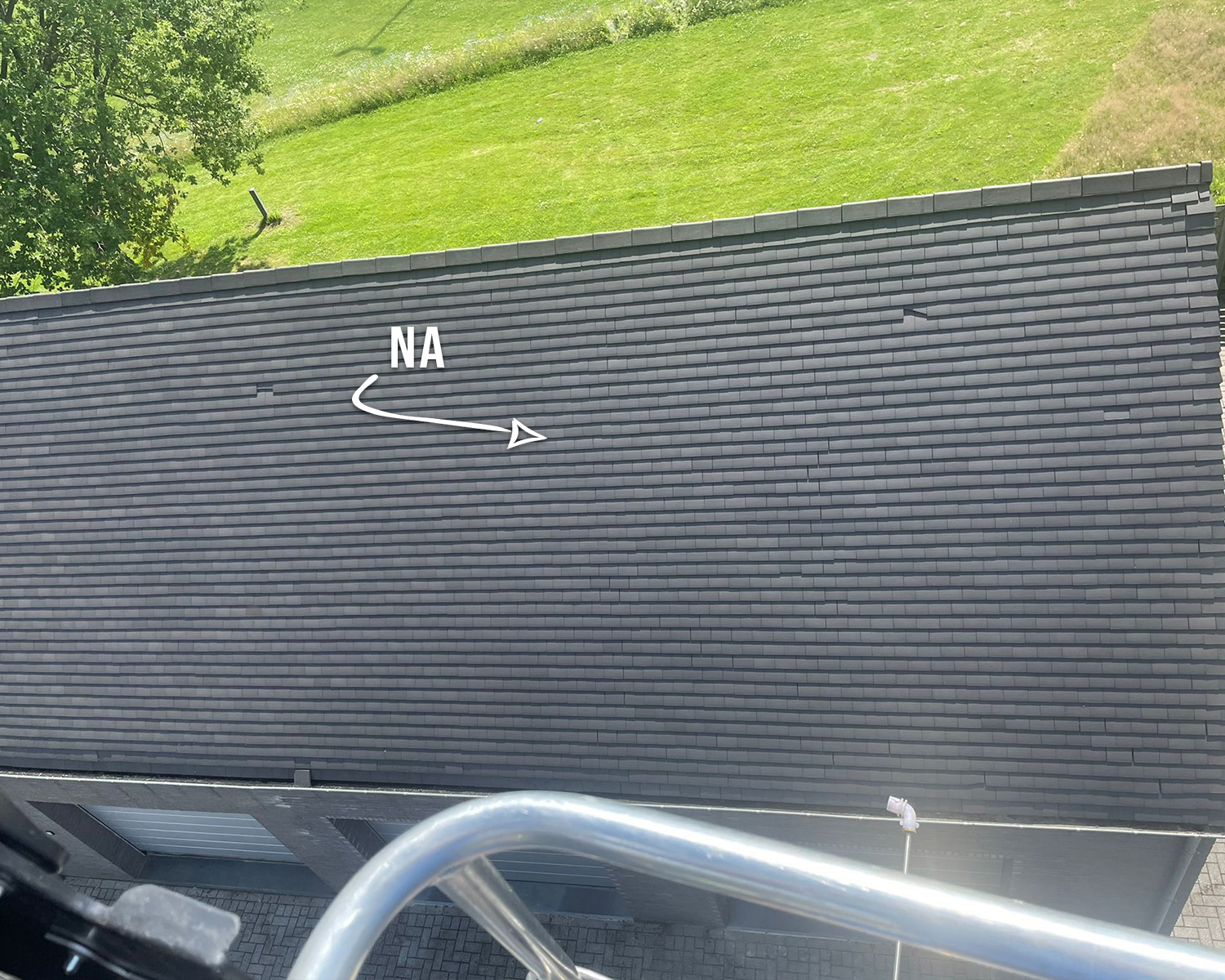 Dak Ontmossen Voor en Na