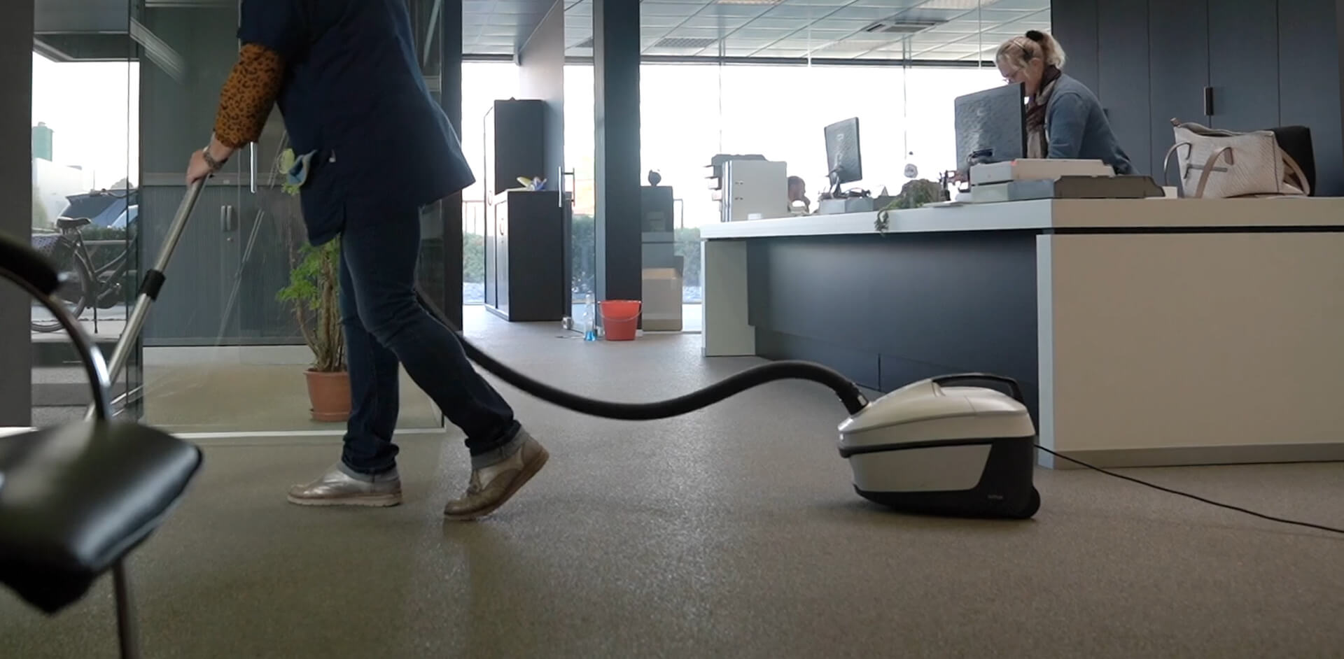 Schoonmaak van burelen